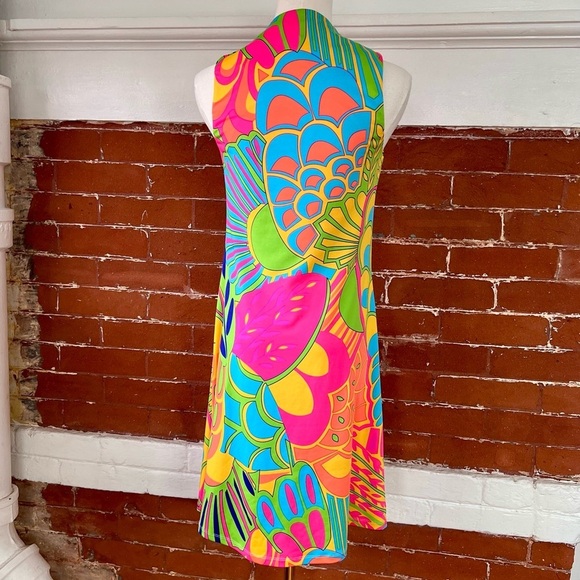 Julie Brown NYC Livie Dress Pink Tropicana Retro Shift Dress Bright Floral - Picture 5 of 13